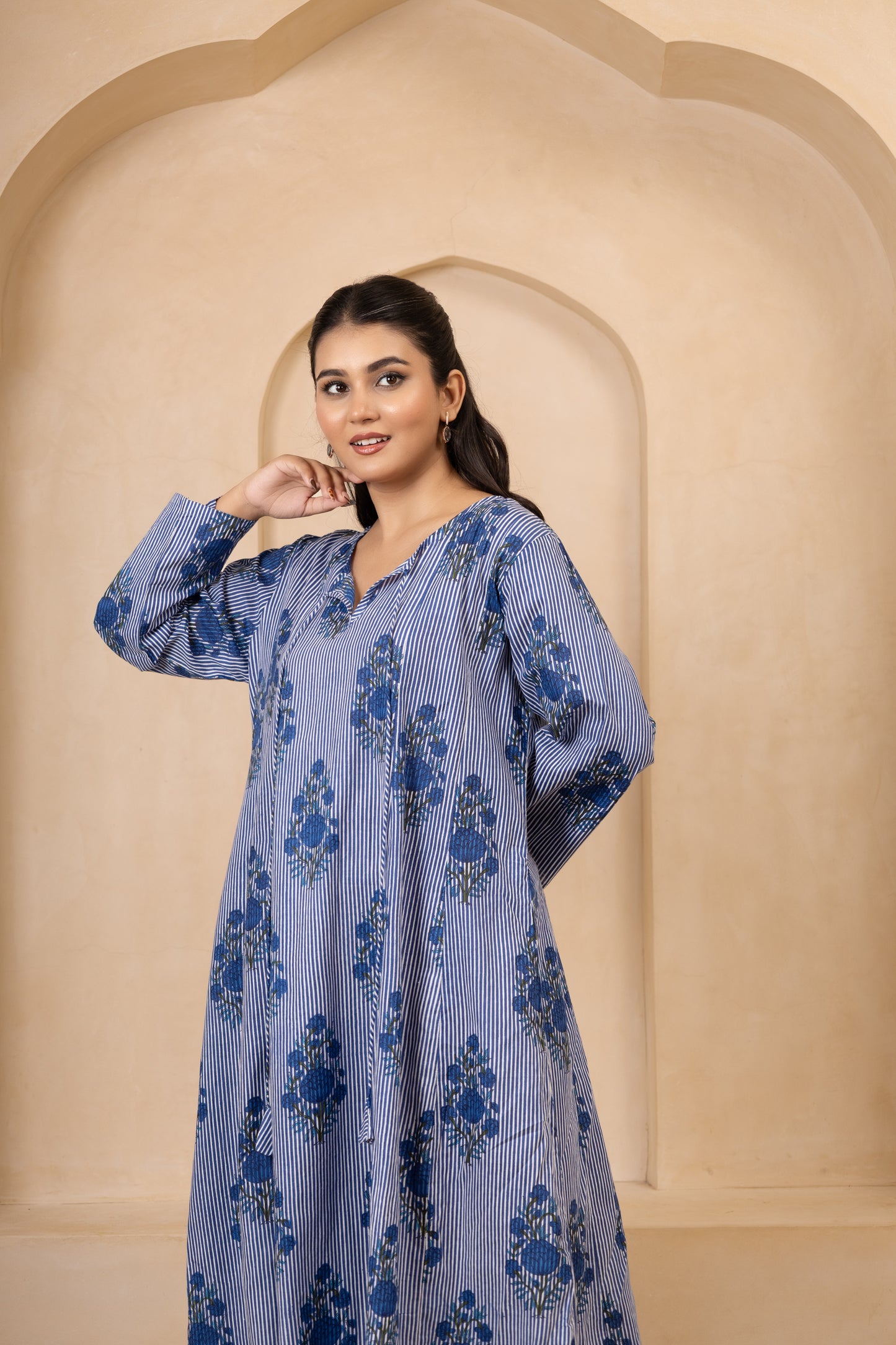 Blue Floral Printed Maxi Dress