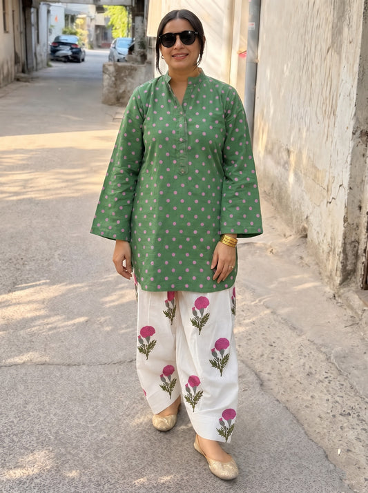 Nysa Pink Dot & Floral Farshi Salwar