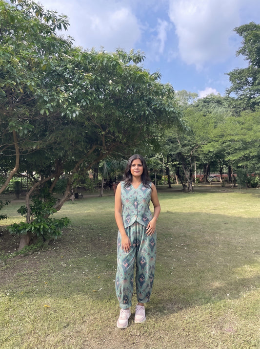 Green Flamingo Printed Balloon Pant Set